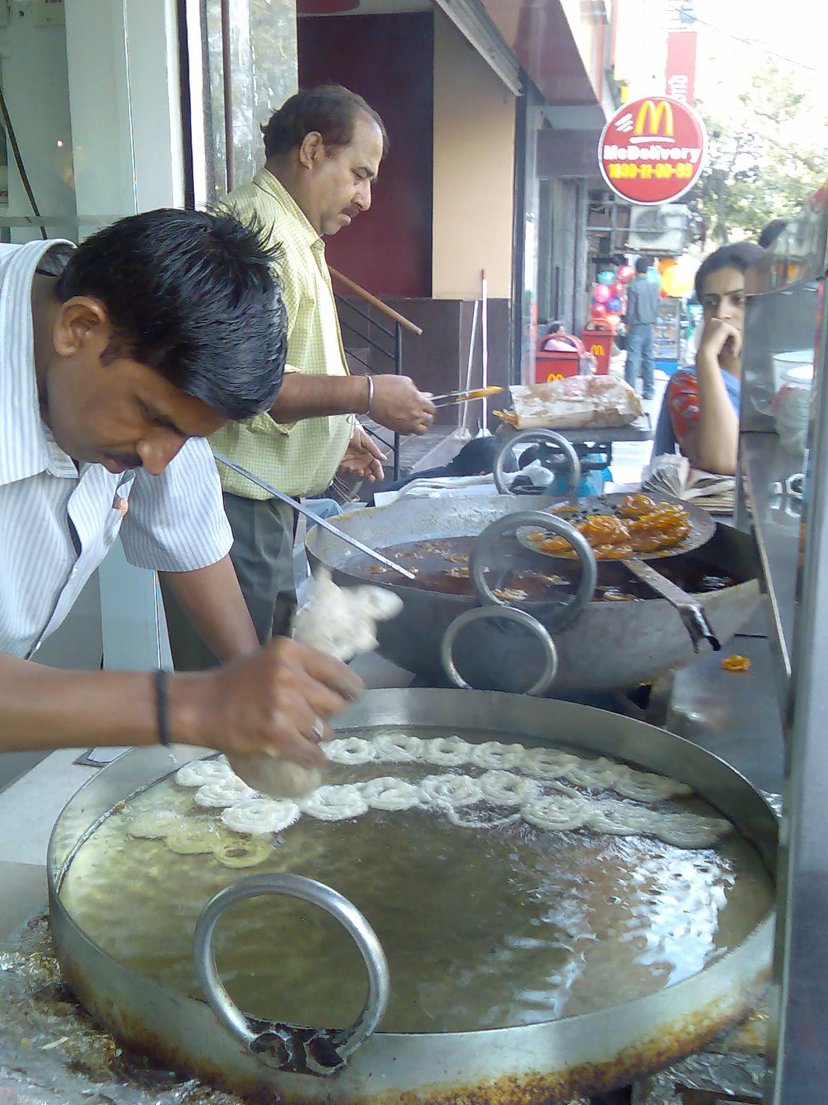 Holi Jalebis